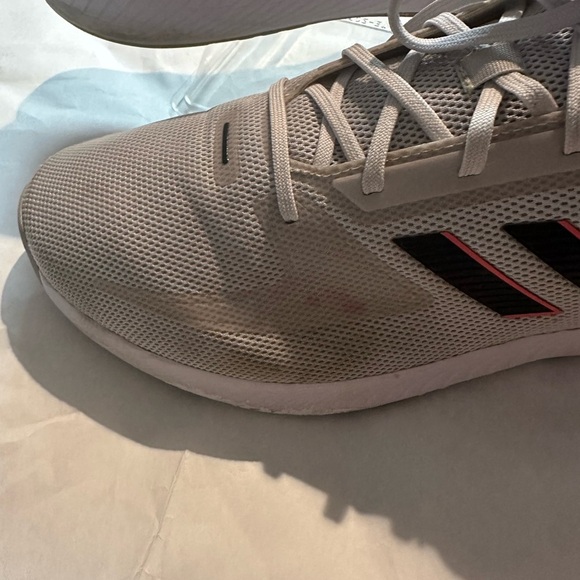 Adidas Men's Light Gray Athletic Shoes - Picture 7 of 15